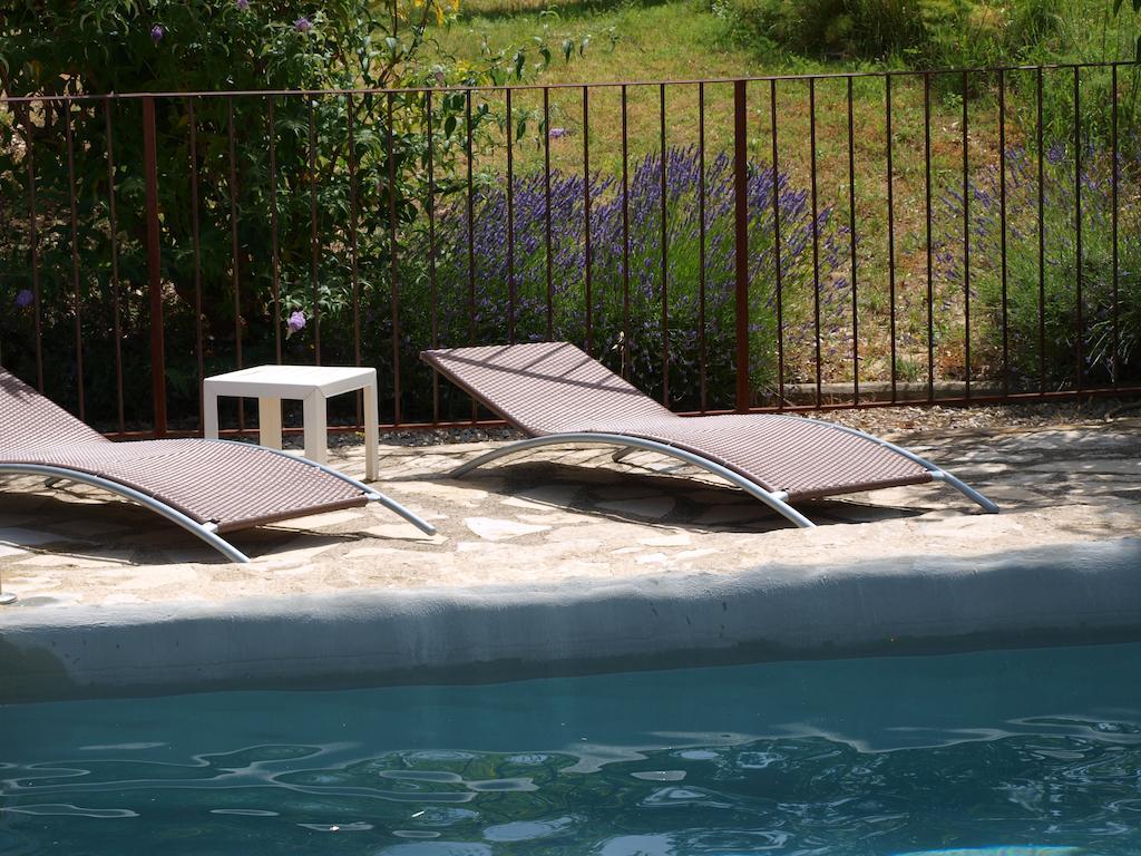 Jardin D'Antan Bed and Breakfast Ansouis Eksteriør billede